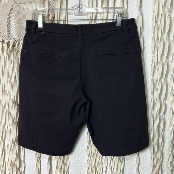 Lululemon Men's Commission Classic Fit Short 9" Vera Twill 32 in Black Granite - Picture 5 of 12